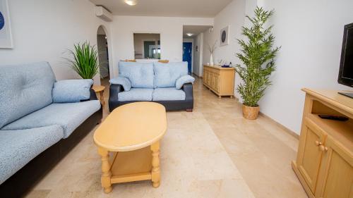 Duquesa Suites 305 - image 4