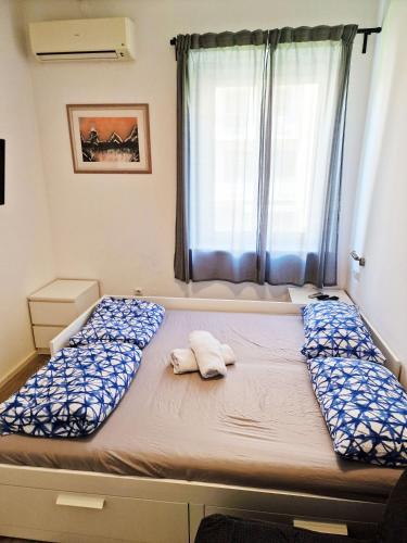 Double Room with Shared Bathroom room in CroParadise Hostel