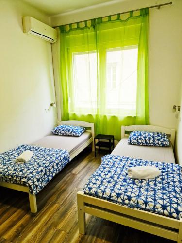Twin Room with Shared Toilet room in CroParadise Hostel