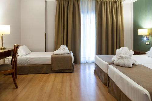 Hotel Bécquer - image 4