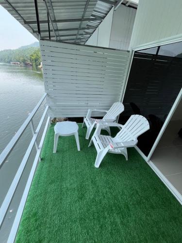 River View Resort ริเวอร์ วิว รีสอร์ท