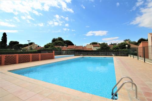 CORAUX - Maisonnette 4 pers avec piscine et parking - Location saisonnière - Canet-en-Roussillon