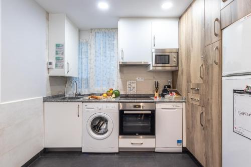  INSIDE OLD TOWN by Eba Homes in Bilbao