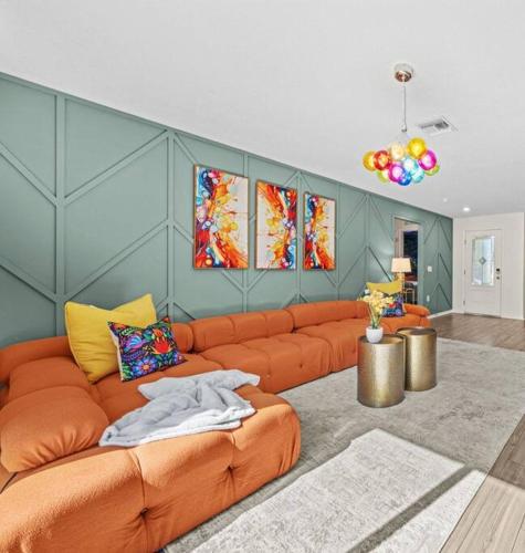 Brand New Theme House w Game Room - Encanta Magical in Palm Bay, USA
