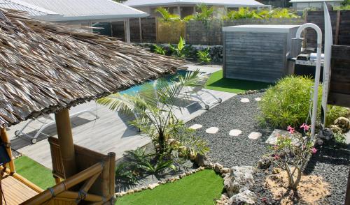 Exterior view, Nakolodge -3 chambres - piscine et jardin privatifs in Berard