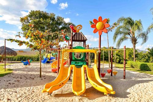 히베이라우 클라루 Tayaya Aqua Resort 4성급 호텔 전망