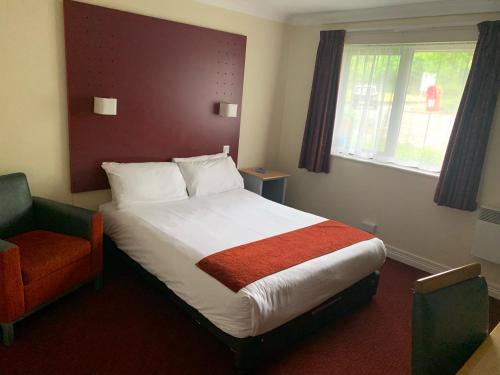 Days Inn by Wyndham Southampton Rownhams - image 3