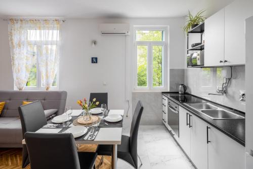 Apartman Sun-Sea, Split (photo 8)