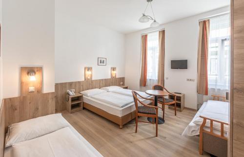 Chambre quadruple, 4 lits