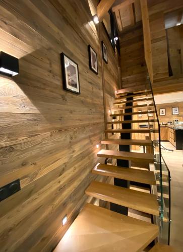 Chalet Aguila - Jacuzzi et sauna panoramique - Construit en 2023 Chalet Aguila - Jacuzzi et sauna panoramique - Construit en 2023