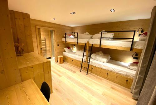 Chalet Aguila - Jacuzzi et sauna panoramique - Construit en 2023 Chalet Aguila - Jacuzzi et sauna panoramique - Construit en 2023