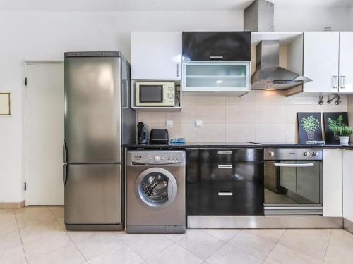 Vita Portucale ! Charneca Caparica Pool Vita Portucale ! Charneca Caparica Pool