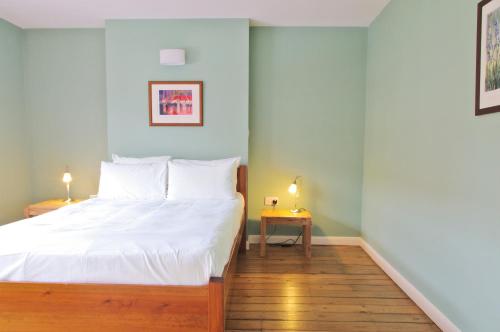 Comfortable Waterloo Home - image 10