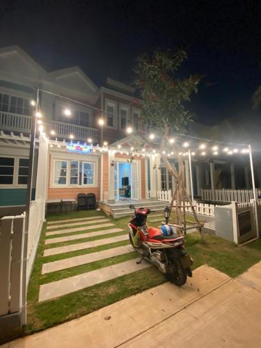 Three-Bedroom Villa image 10