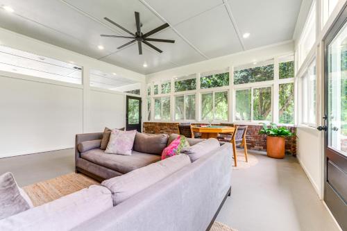 Palmetto Cottage with Fire Pit, Game Table and More! in Fairburn, USA