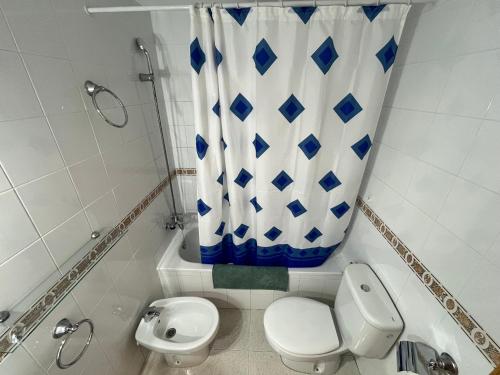One-Bedroom Apartment image 10