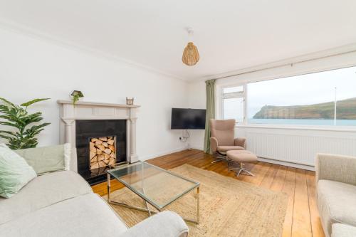 Stunning beach house with garage, Port Erin