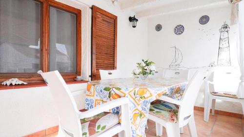 Létesítmények, Casa Uly in Riumar