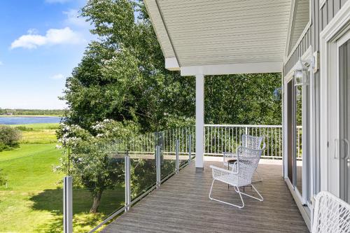 Sea La Vie 4 Bed Cottage with Ocean Views in Beaubassin East (NB)