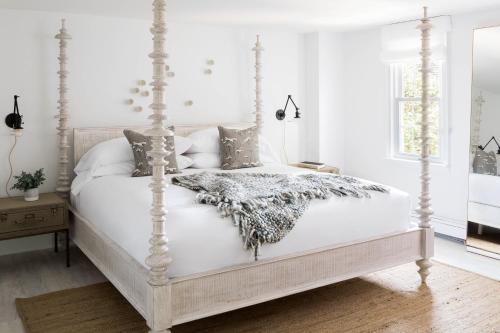 The Coonamessett The Coonamessett