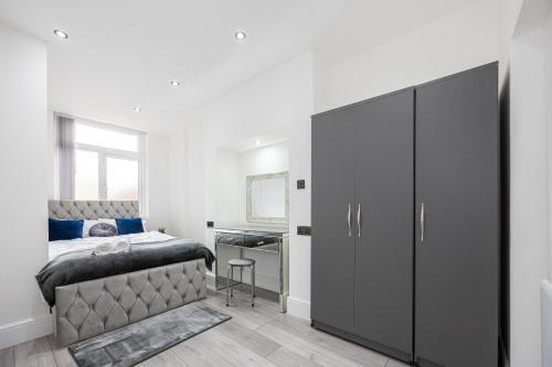 WestPoint Luxury Apartment