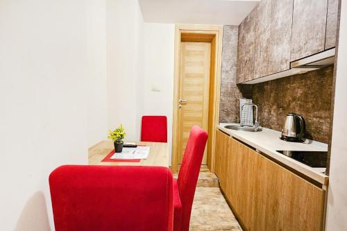 ห้องครัว, Villa Montemaris Budva in บุดวาร์ เซนตาร์