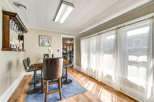 Oswego Apartment, Walk to Lake Ontario and Parks! in Oswego