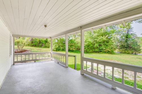 Seneca Vacation Rental w/ Grill Near Lake Hartwell in 塞內卡 (SC)