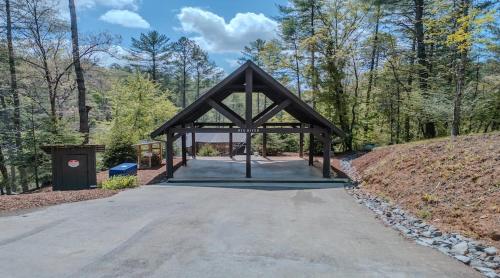 Big River Family Retreat in McCaysville, USA