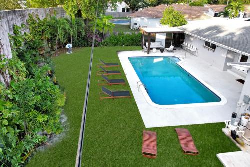 Villa Capri AVENTURA 4 bed in Miami, USA