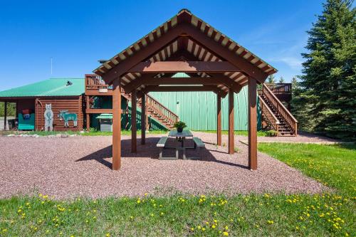 Sky Eco - Cabins & Studios in เวสต์ กลาเซียร์(MT)