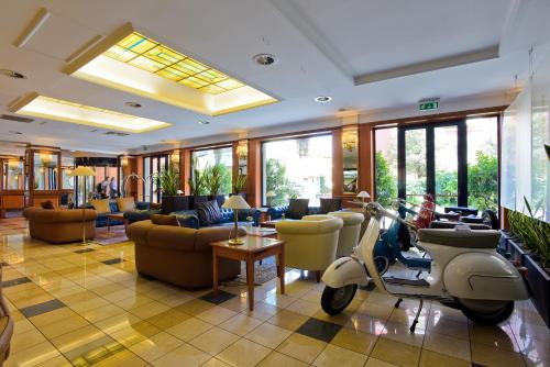 Lobby, Grand Hotel Tiberio in Trionfale