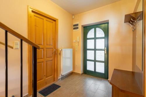 SzigligetM51 Vendégház (SzigligetM51 Vendeghaz) in Szigliget