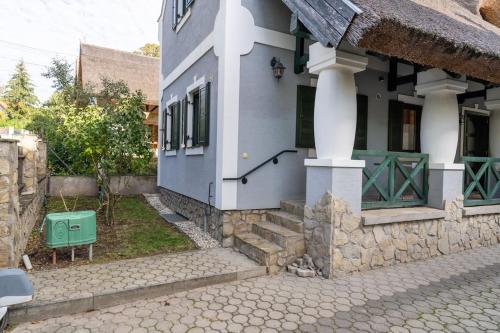 SzigligetM51 Vendégház (SzigligetM51 Vendeghaz) in Szigliget