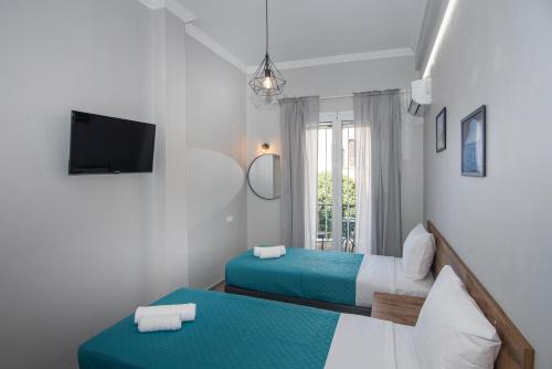 Instalaciones, 5 Keys in Zakynthos Island