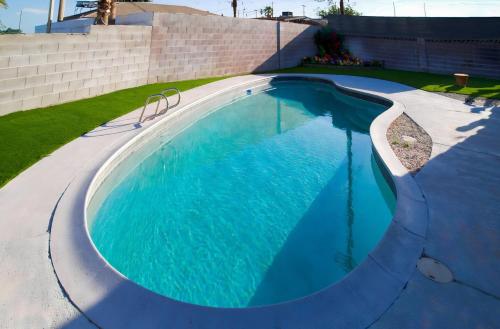 Vegas Hideaway with Jacuzzi & Pool by Strip, Las Vegas (Foto 10)