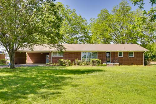 Dog-Friendly Lexington Retreat Step-Free Access! in Rogersville (AL)