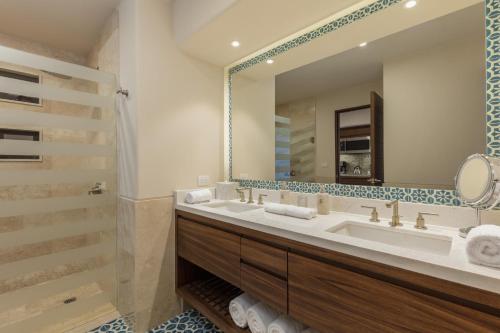 Beachfront Luxury Studio in Exclusive Diamante Cabo San Lucas Golf Resort in Cabo San Lucas, Mexico
