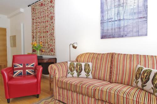 Super Nice Clerkenwell Home - image 8