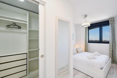 Málaga Skyline By Lovely Rentals, Málaga (photo 9)