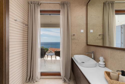 Three-Bedroom Villa image 3