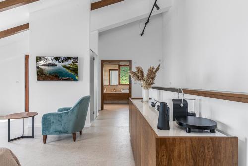 Three-Bedroom Villa image 2