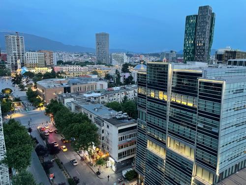 SUN TOWER LUXURY SUITE-VIEW FROM of TIRANA CENTER, Tirana (photo 8)