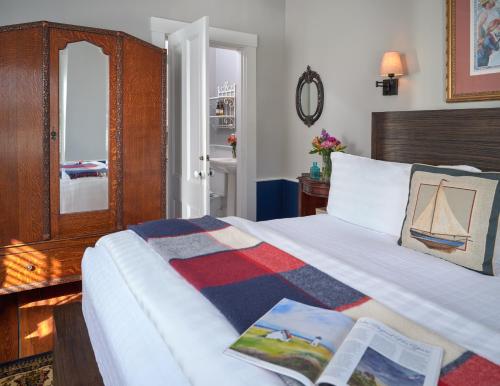 Old Manse Inn - image 14