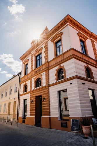 GRAND CENTRAL LJUTOMER - Hotel - Ljutomer