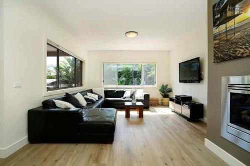 Dromana Grove SPA & POOL sleeps 15