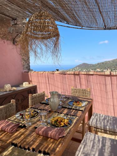 Ravissante maison entre ile rousse et calvi gîte à louer Avapessa