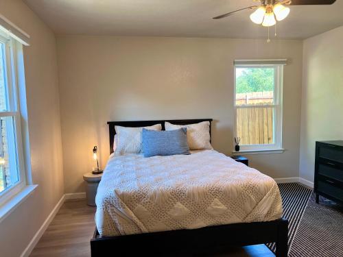 BoHo Style Balance - Live/Work in New Braunfels, USA