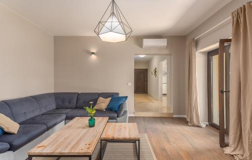 Two bedroom family house Danica in 卡斯特里爾