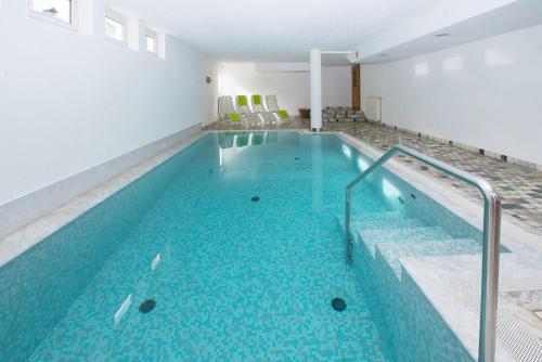 Peldbaseins, Santeshotel in Rasun Anterselva